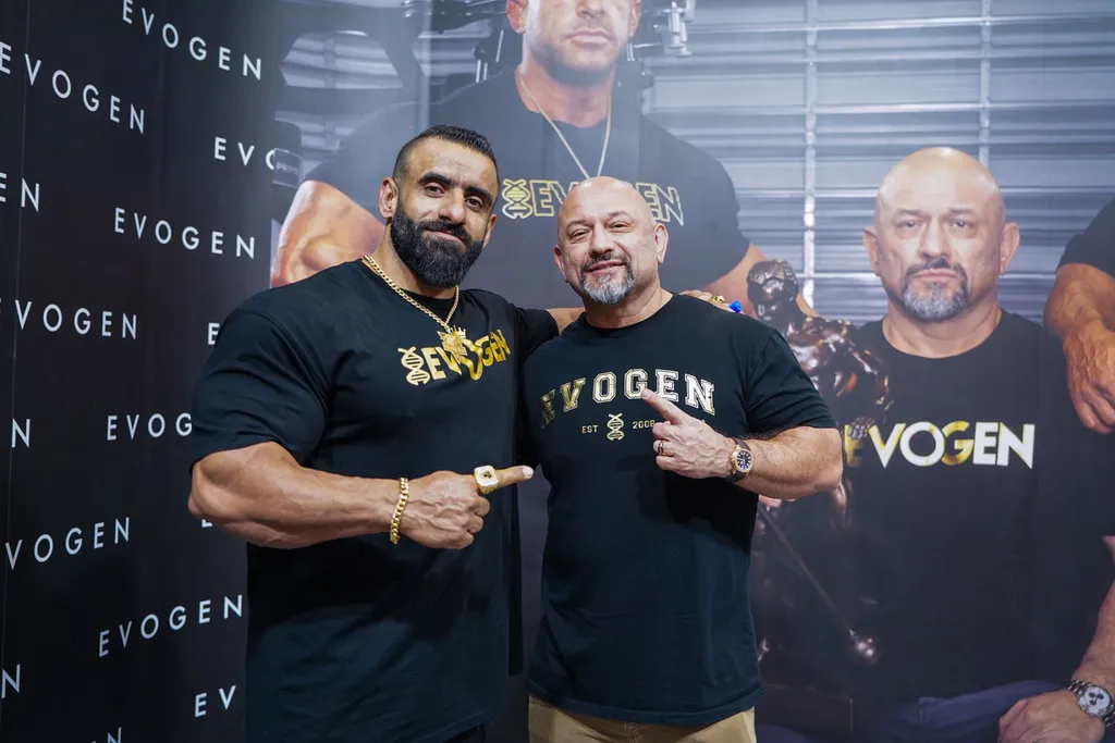 هادی چوپان در نمایشگاه Dubai Muscle Show